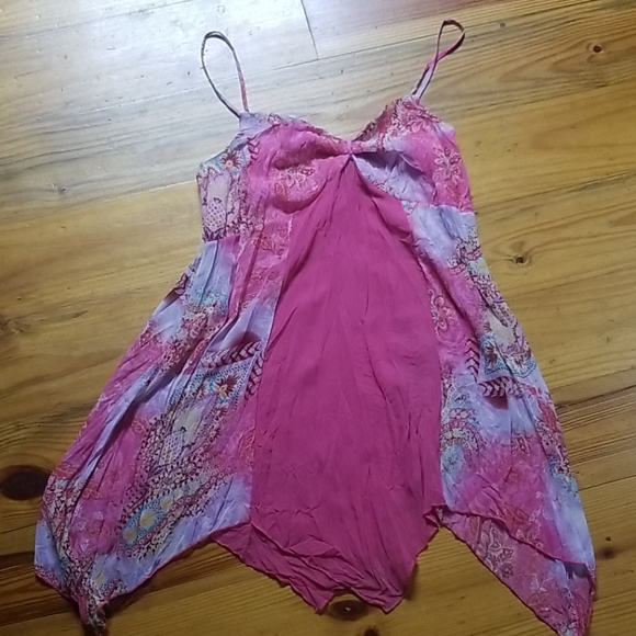 Three Summer Tops Bundle - Picture 4 of 7